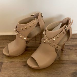 Marc Fisher Mahiya sandal
